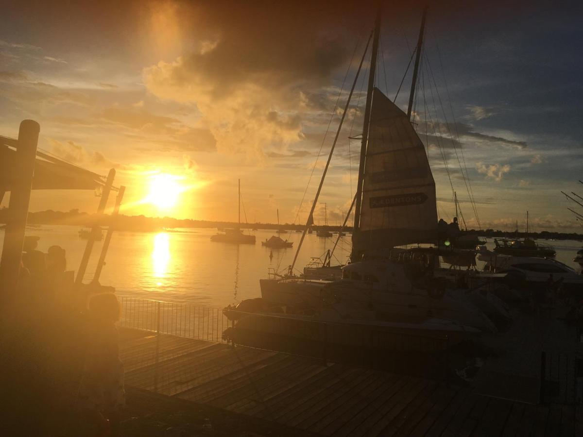 Roi Holiday Stay Grand Bay Buitenkant foto